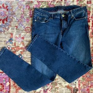 Tommy Hilfiger Jeans Size 8